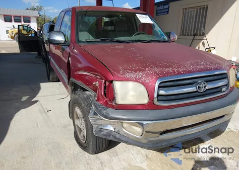 2001 Toyota Tundra Sr5 V8 из США, поврежденный, VIN 5TBRT34101S152175